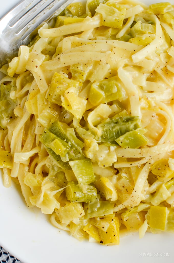 Slimming Eats One Pot Creamy Cheesy Leek Pasta - vegetarian, Slimming Eats and Weight Watchers friendly