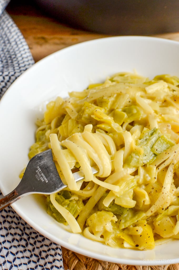 Slimming Eats One Pot Creamy Cheesy Leek Pasta - vegetarian, Slimming Eats and Weight Watchers friendly