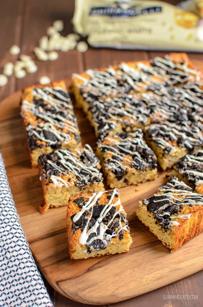 Delicious Cookies and Cream Oat Bites with a white chocolate drizzle. Slimming Eats and Weight Watchers friendly