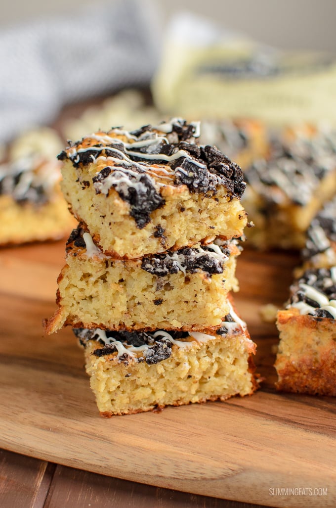 Delicious Cookies and Cream Oat Bites with a white chocolate drizzle. Slimming Eats and Weight Watchers friendly