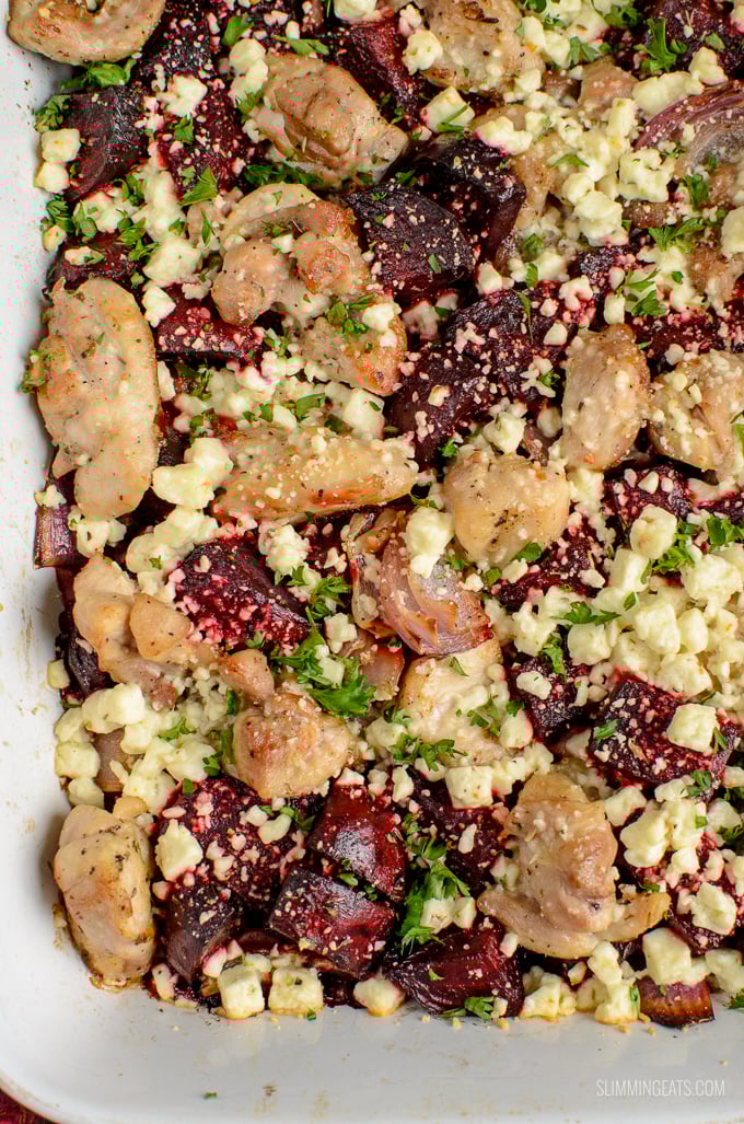 Flavour explosion in this Chicken, Feta and Roasted Beetroot Bake - a perfect easy dinner. Gluten Free, Slimming Eats and Weight Watchers friendly | www.slimmingeats.com