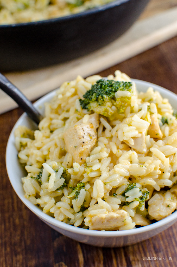 This delicious Syn Free Chicken Broccoli Cheddar Rice in cooked all in one pan and ready in 30 minutes. Perfect comfort food for the entire family to enjoy. Gluten Free, Slimming World and Weight Watchers friendly