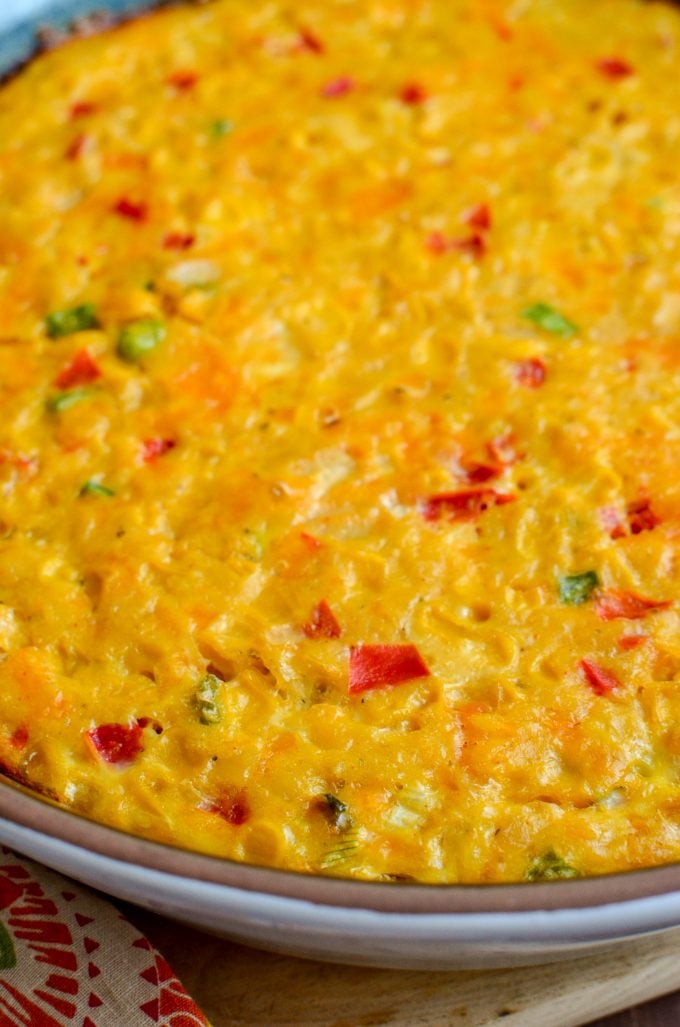 This vegetarian Lentil Cheddar Sweetcorn Bake is perfect for a quick grab and go lunch or snack. Gluten Free, Vegetarian, Slimming World and Weight Watchers friendly. | www.slimmingeats.com