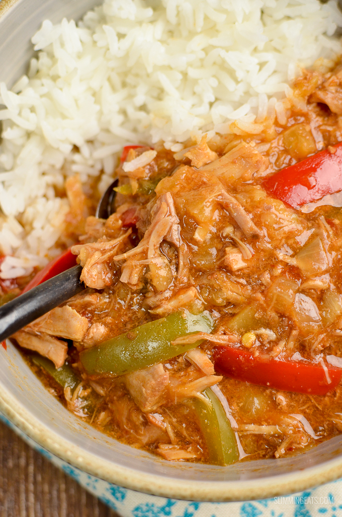 Delicious Slow Cooker Pineapple Pork with the sweetness of crushed pineapple, spicy kick of sambal oelek, plus soy sauce, and red and green pepper. Perfect with rice or noodles. Gluten Free, Slimming Eats and Weight Watchers friendly | www.slimmingeats.com #slimmingeats #weightwatchers #slowcooker #crockpot