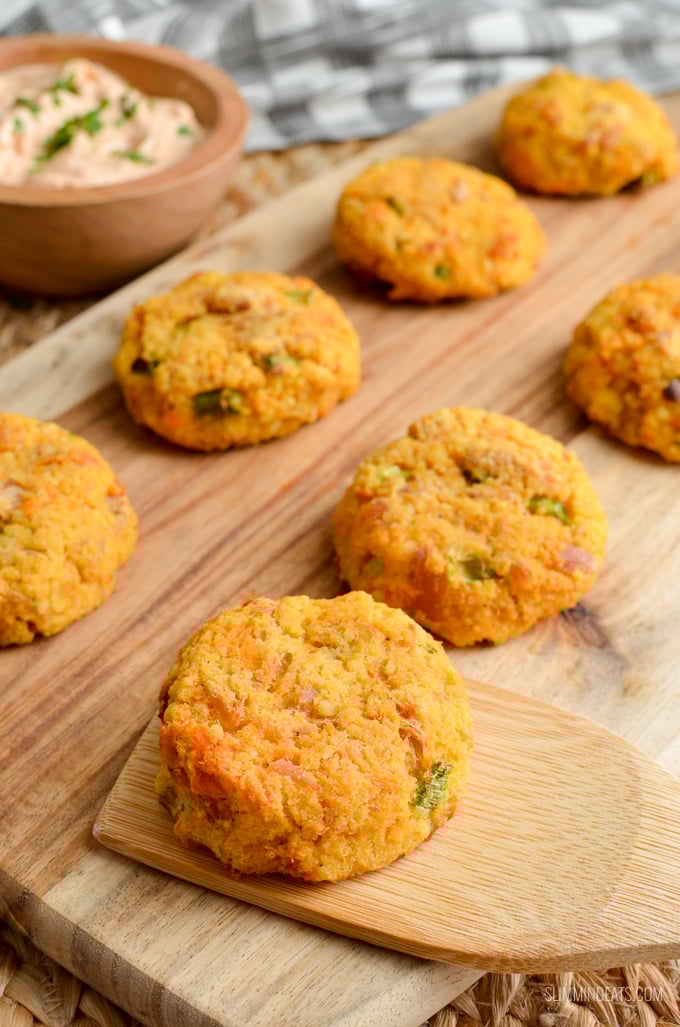 Mini Tuna Couscous Patties - grab a few of these for a snack, serve as an appetizer or enjoy them for lunch with a mixed salad. Just a handful of simple ingredients for these delicious bites. | www.slimmingeats.com #weightwatchers #slimmingeats #tuna #fish Mini Tuna Couscous Patties - grab a few of these for a snack, serve as an appetizer or enjoy them for lunch with a mixed salad. Just a handful of simple ingredients for these delicious bites. | www.slimmingeats.com #weightwatchers #slimmingeats #tuna #fish