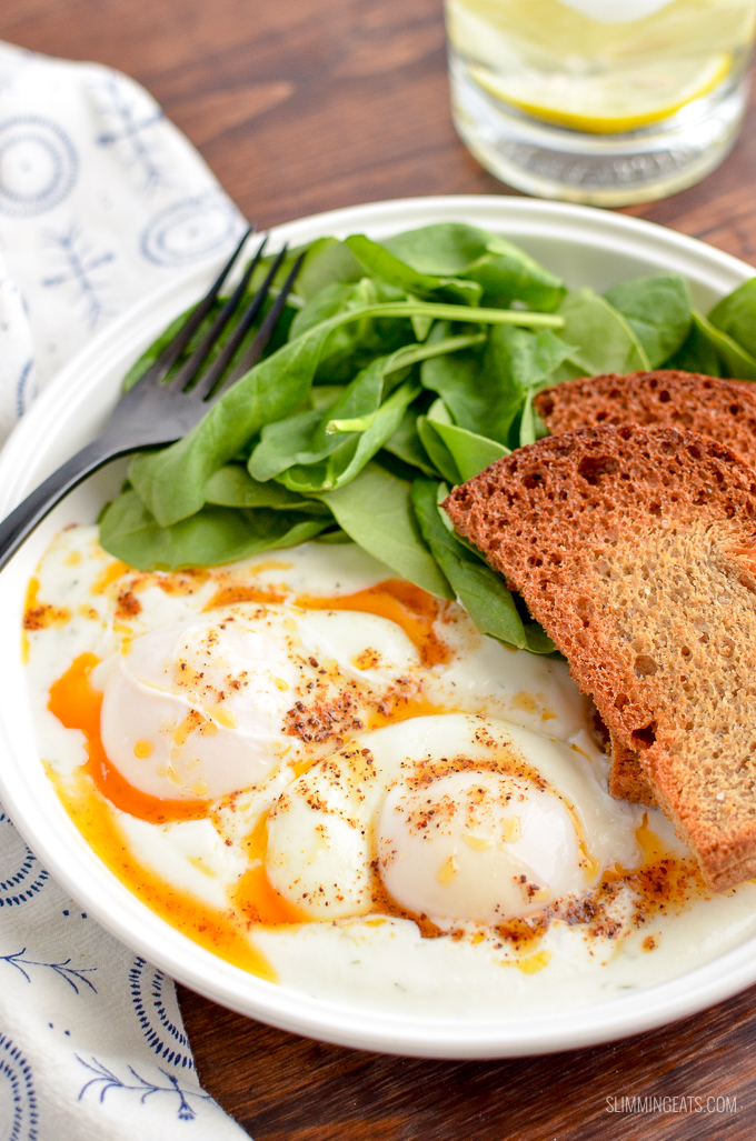 Low Syn Turkish Poached Eggs in Yoghurt | Slimming World