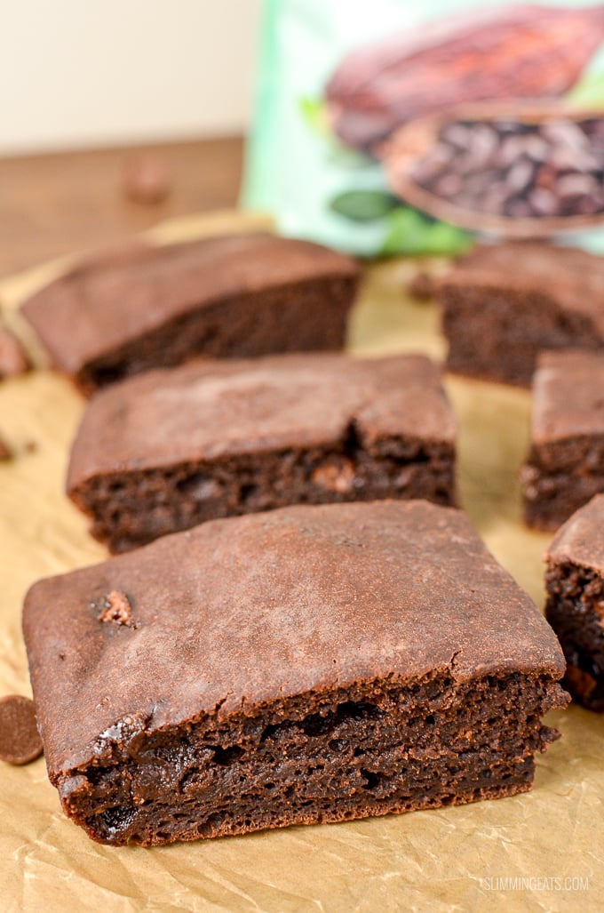 These are by far the best ever low syn chocolate brownies you will make. Real Ingredients, low syns and delicious chocolately flavour. Dairy Free, Vegetarian, Slimming World and Weight Watchers friendly