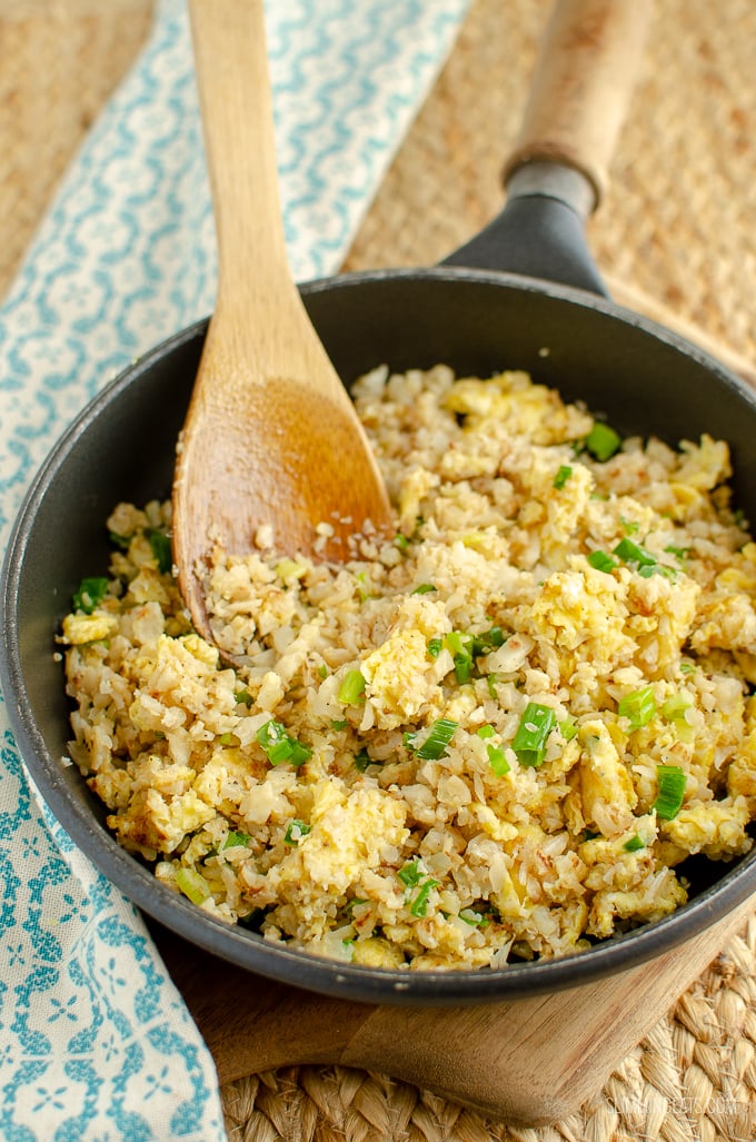 Egg Fried Cauliflower Rice - The perfect speed packed side dish for your Chinese Fakeaway dishes | gluten free, dairy free, vegetarian, paleo, Whole30, Slimming Eats and Weight Watchers friendly