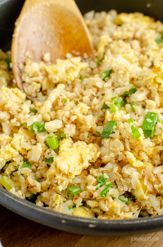 Egg Fried Cauliflower Rice - The perfect speed packed side dish for your Chinese Fakeaway dishes | gluten free, dairy free, vegetarian, paleo, Whole30, Slimming Eats and Weight Watchers friendly