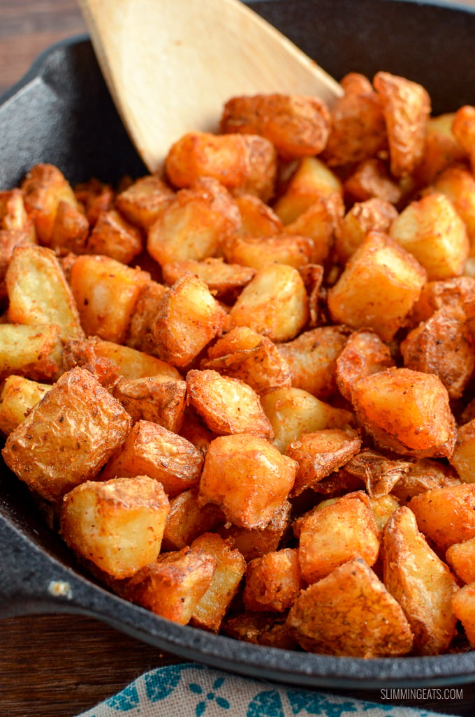 Seasoned Crispy Home Fries - the ultimate breakfast side made healthier by cooking in the oven or Actifry. | gluten free, dairy free, vegan, Slimming Eats and Weight Watchers friendly