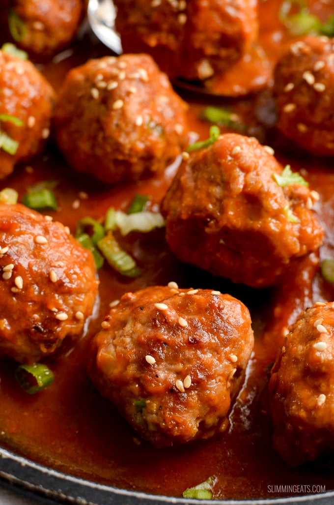 Delicious Pork Meatballs with Spicy Pineapple Sauce - easy quick and a perfect meal for the whole family. | gluten free, dairy free, paleo, Whole30, Slimming Eats and Weight Watchers friendly