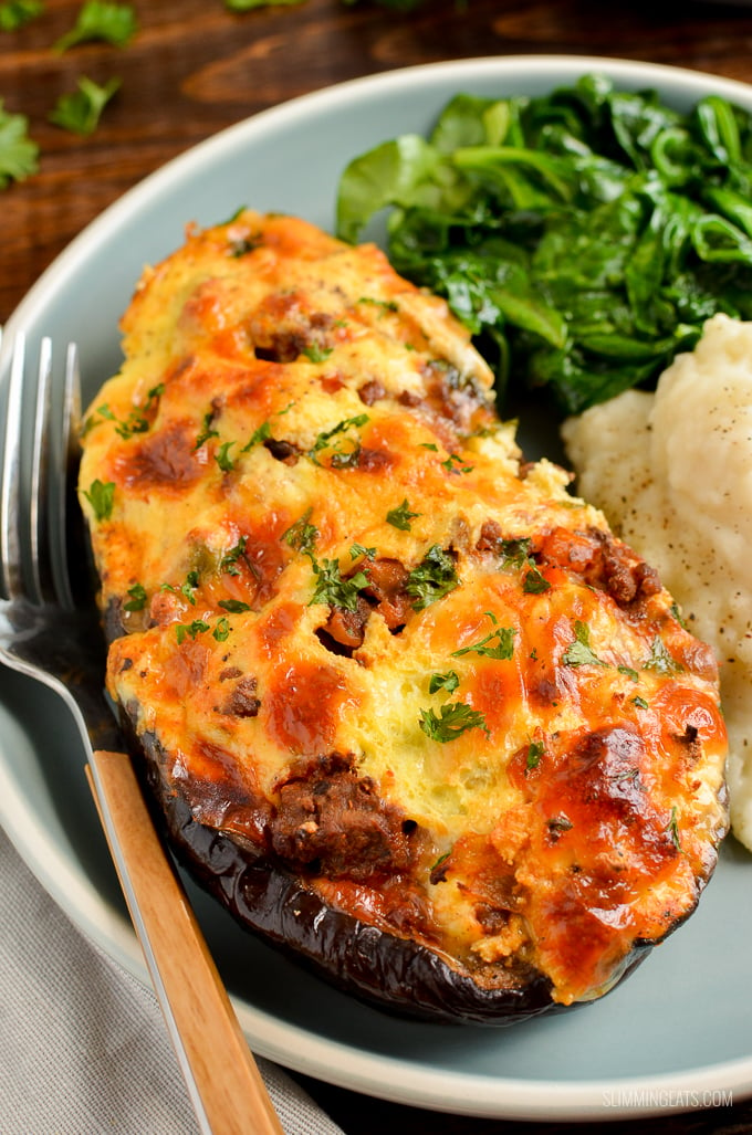 Delicious Stuffed Eggplant with ground beef in a delicious tomatoey sauce topped with ricotta and mozzarella - heavenly. | gluten free, Slimming Eats and Weight Watchers friendly