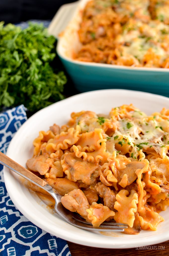 Creamy Chicken Mushroom Tomato Pasta Bake - rustle up this amazing tasty pasta bake for dinner this week and impress the whole family. | Slimming Eats and Weight Watchers friendly 