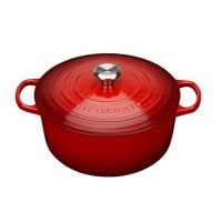 Le Creuset Signature Cast Iron Round Casserole, 26 cm - Cerise