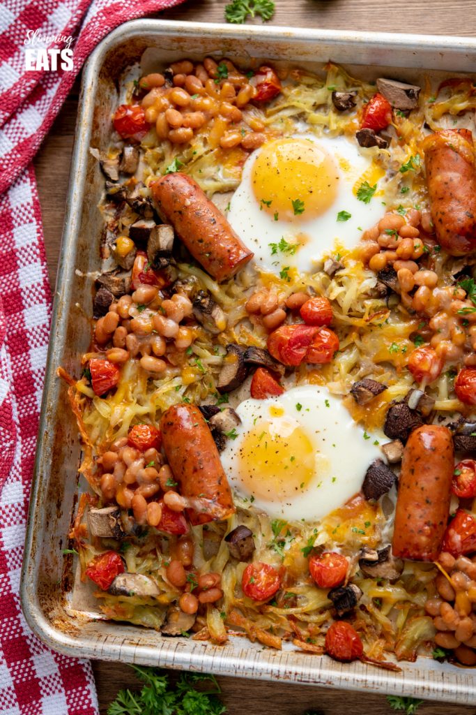 The Ultimate All Day Breakfast Tray Bake | Slimming Eats