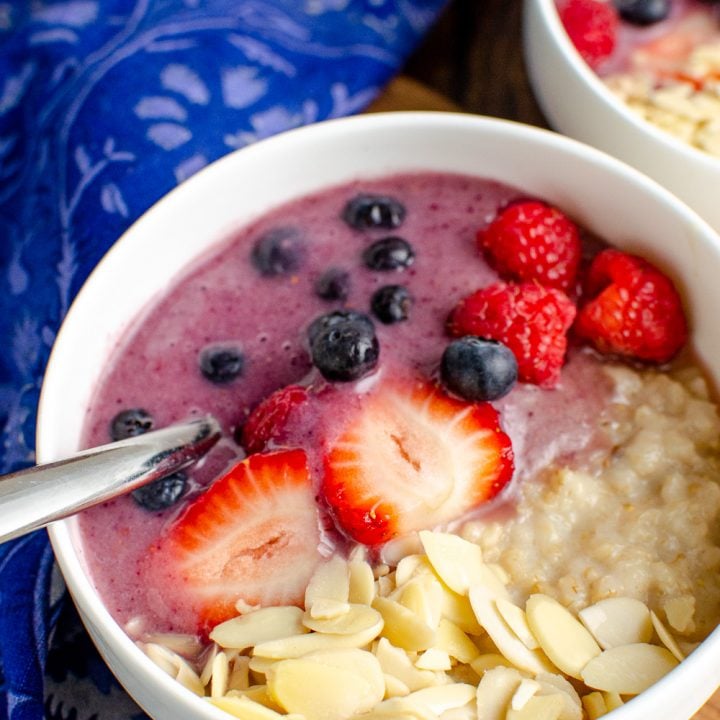 Oatmeal Smoothie Bowl