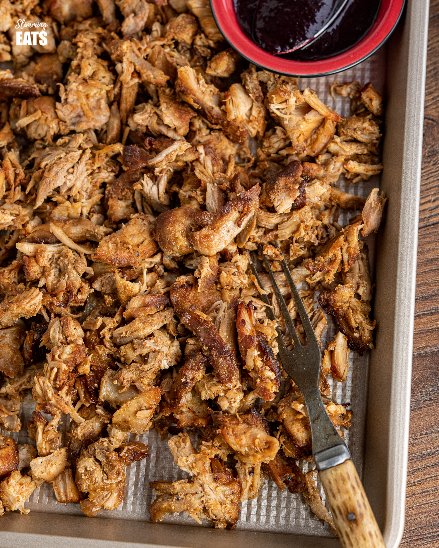 Slow Cooker Pulled Pork with Blueberry BBQ sauce Slimming Eats