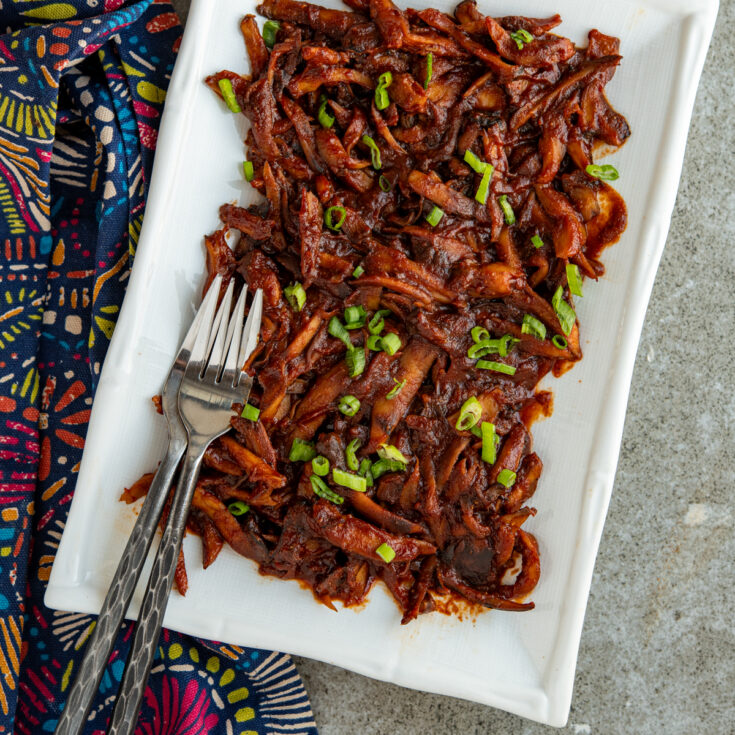 Pulled Mushrooms with BBQ Sauce