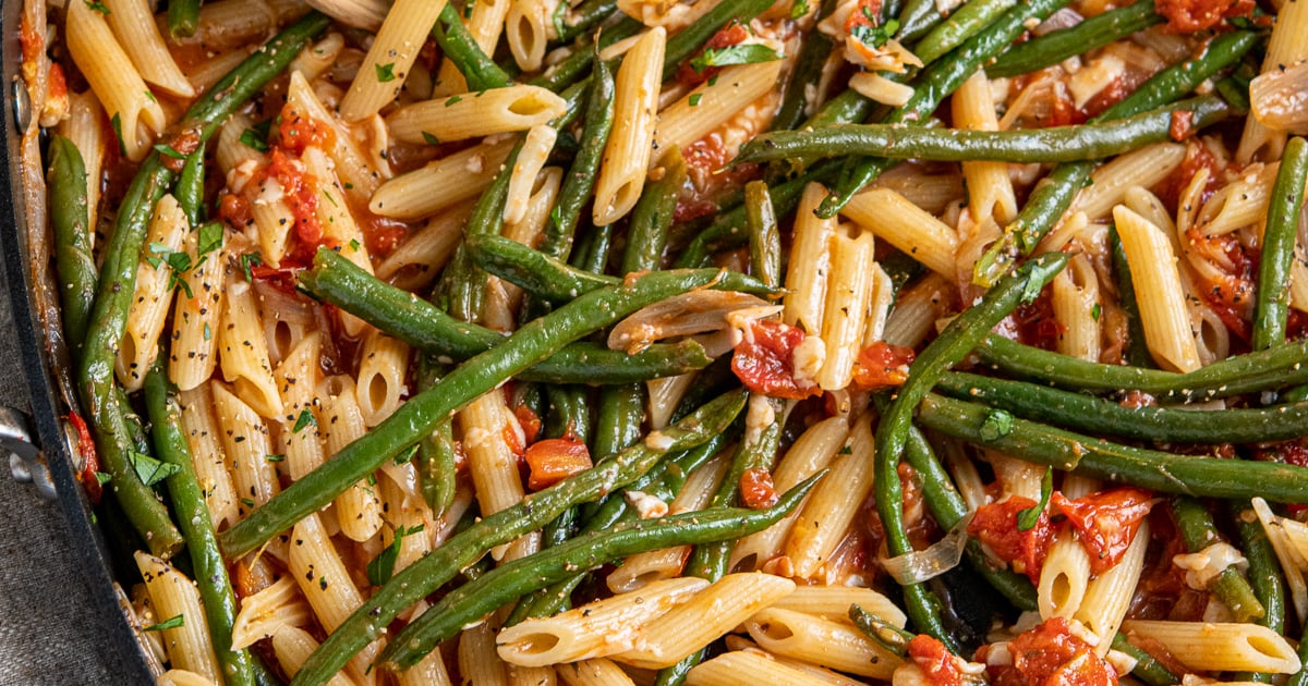 Roasted Green Bean and Tomato Pasta