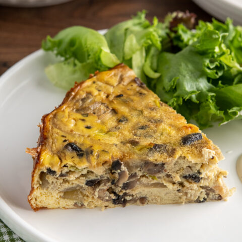 Crustless Mushroom Quiche | Slimming Eats Recipes