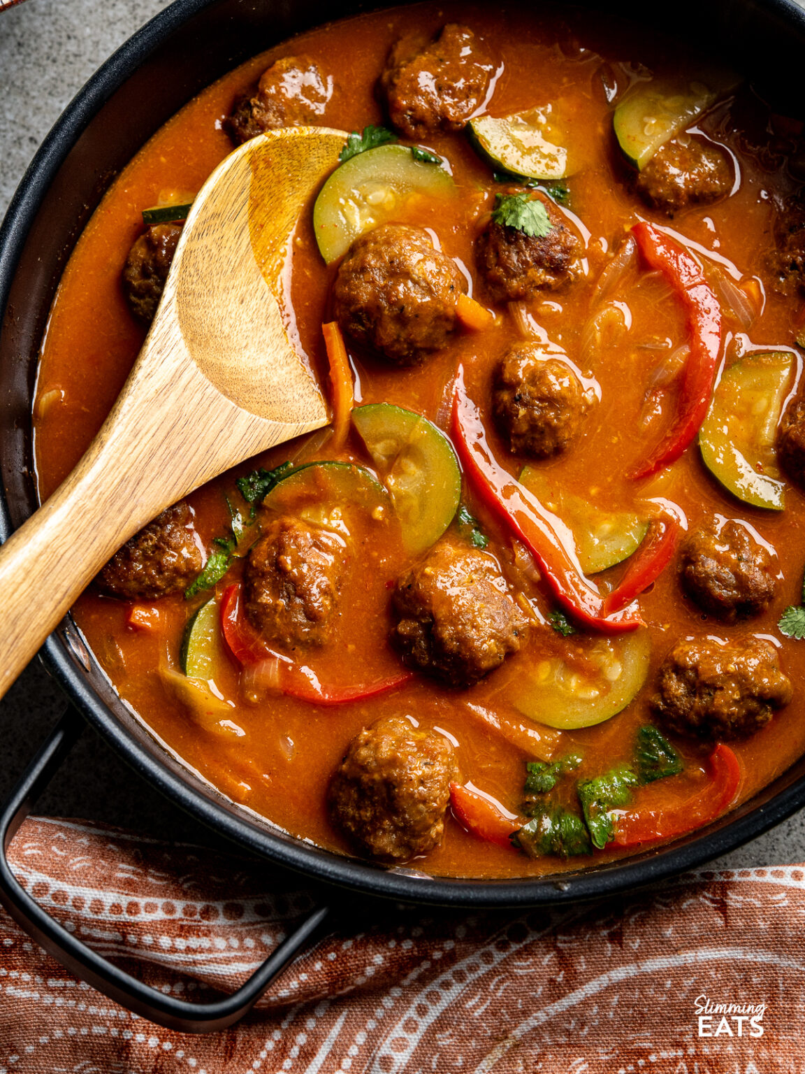 Thai Red Turkey Meatball Curry Slimming Eats