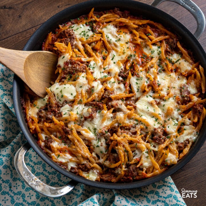 Creamy Beef Roasted Red Pepper Pasta Bake
