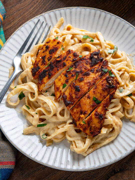 Creamy Chicken and Mushroom Pasta | Slimming Eats