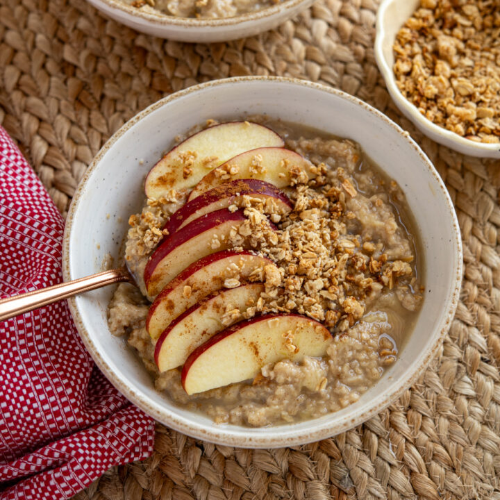 Apple Cinnamon Oatmeal Bowl